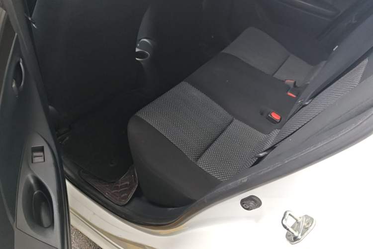 Used Toyota Vios 2014 1.5L Manual ZhiZhen Edition Left Rear Seat