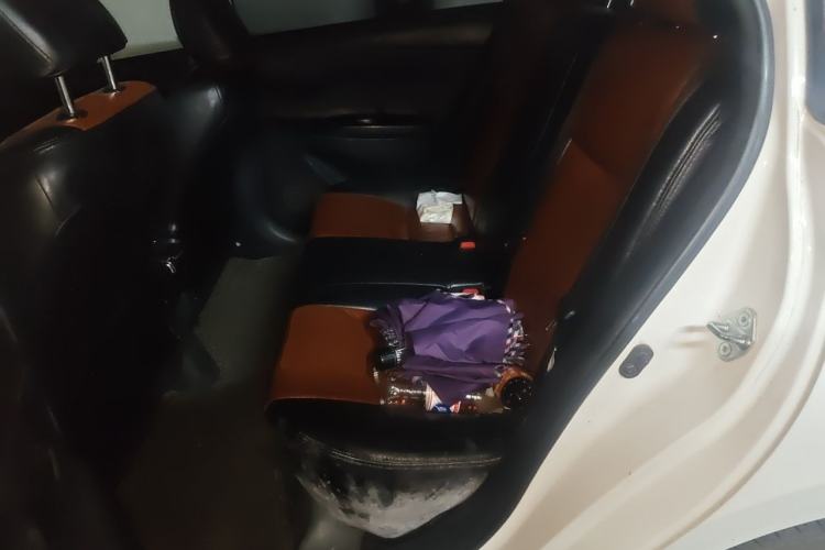 Used Toyota Vios 2014 1.5L Manual ZhiZhen Edition Left Rear Seat