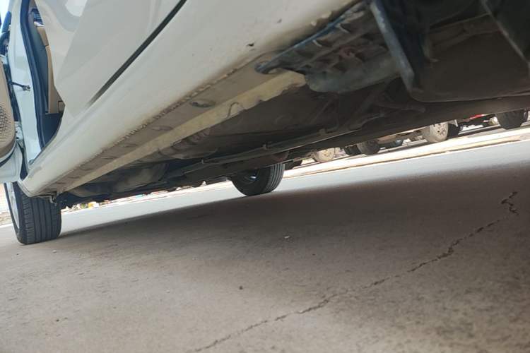 Used Toyota Vios 2014 1.3L Manual Value Edition Left Side Sill