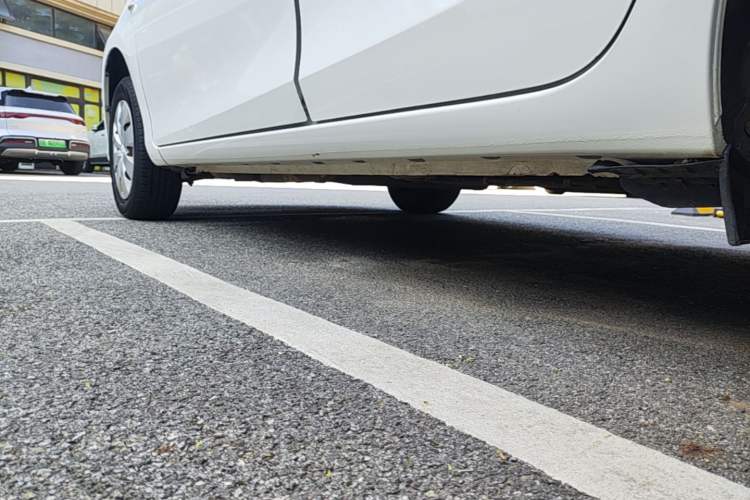 Used Toyota Vios 2014 1.3L Manual Xiang Edition Left Side Sill