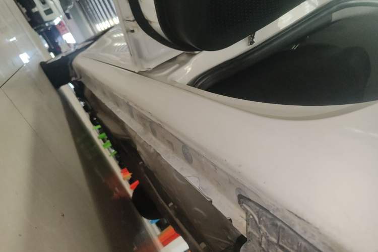 Used Toyota Vios 2014 1.3L Manual Value Edition Left Side Sill