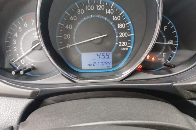 Used Toyota Vios 2014 1.3L Manual Xiang Edition Odometer Close Up