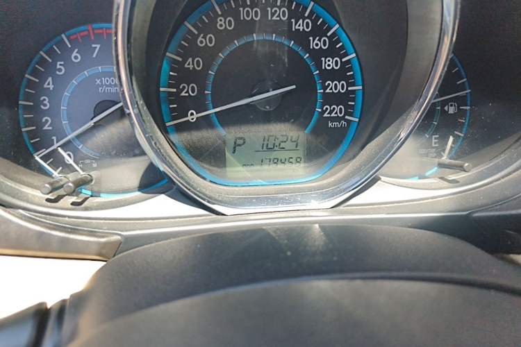 Used Toyota Vios 2014 1.5L Automatic ZhiZhen Edition Odometer Close Up