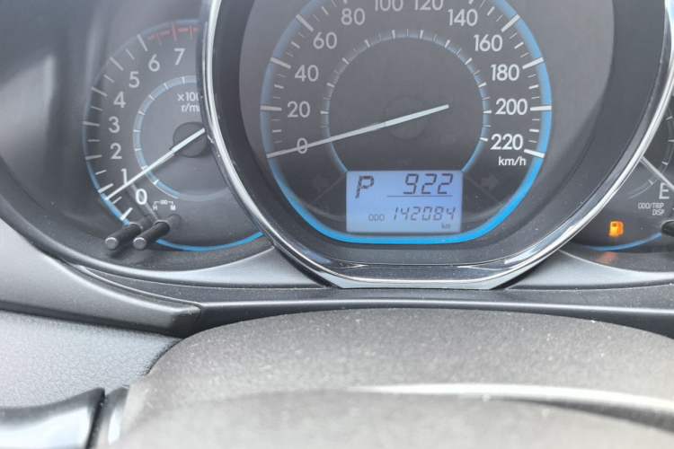 Used Toyota Vios 2014 1.5L Automatic ZhiZhen Edition Odometer Close Up