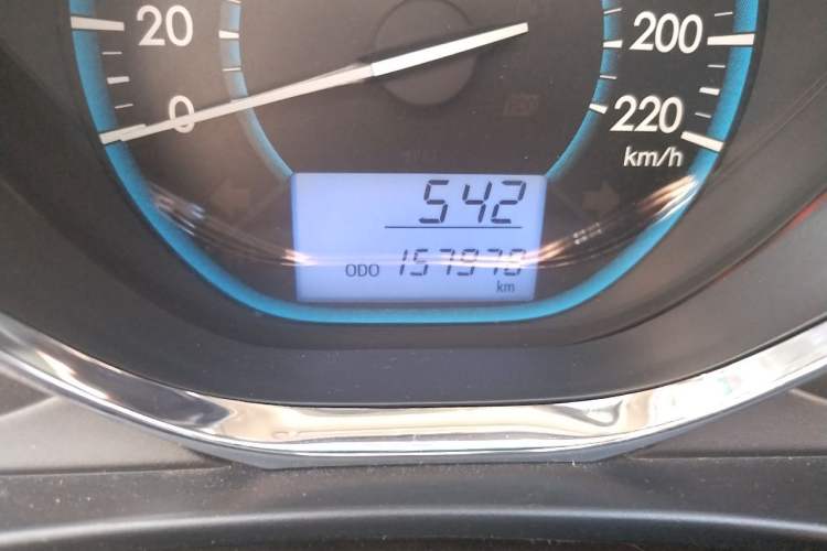 Used Toyota Vios 2014 1.5L Manual ZhiZhen Edition Odometer Close Up
