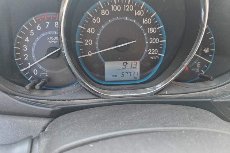 Used Toyota Vios 2014 1.5L Manual ZhiZhen Edition Odometer Close Up