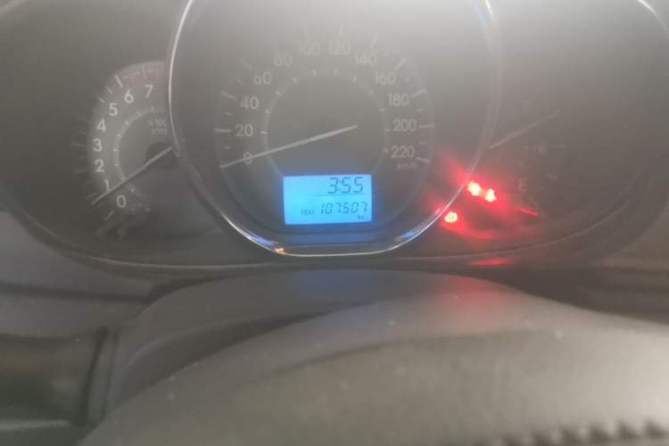Used Toyota Vios 2014 1.5L Manual ZhiZhen Edition Odometer Close Up