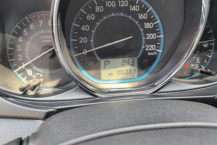 Used Toyota Vios 2014 1.5L Automatic ZhiZhen Edition Odometer Close Up