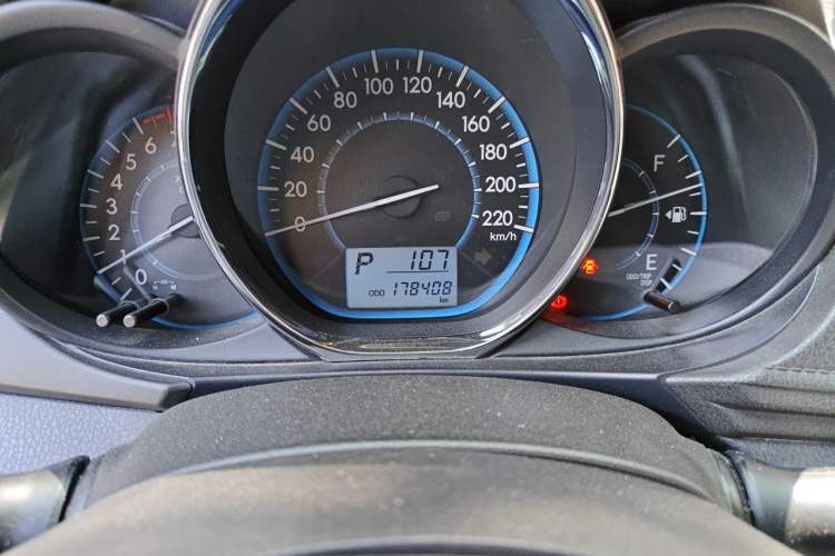 Used Toyota Vios 2014 1.5L Automatic ZhiZhen Edition Odometer Close Up
