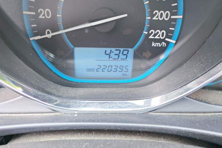Used Toyota Vios 2014 1.3L Manual Xiang Edition Odometer Close Up