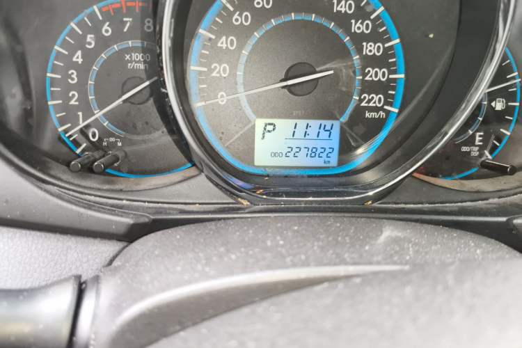 Used Toyota Vios 2014 1.5L Automatic ZhiZhen Edition Odometer Close Up