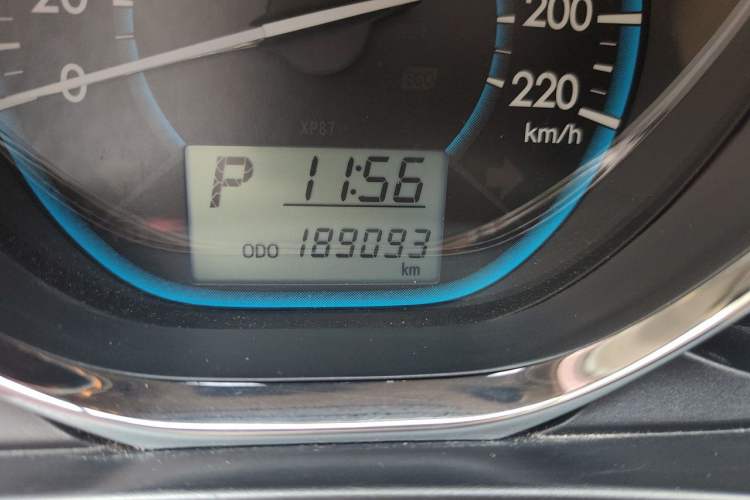 Used Toyota Vios 2014 1.3L Automatic Standard Edition Odometer Close Up