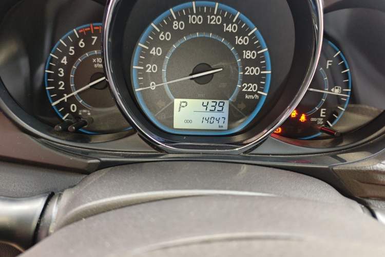 Used Toyota Vios 2014 1.5L Automatic ZhiZhen Edition Odometer Close Up