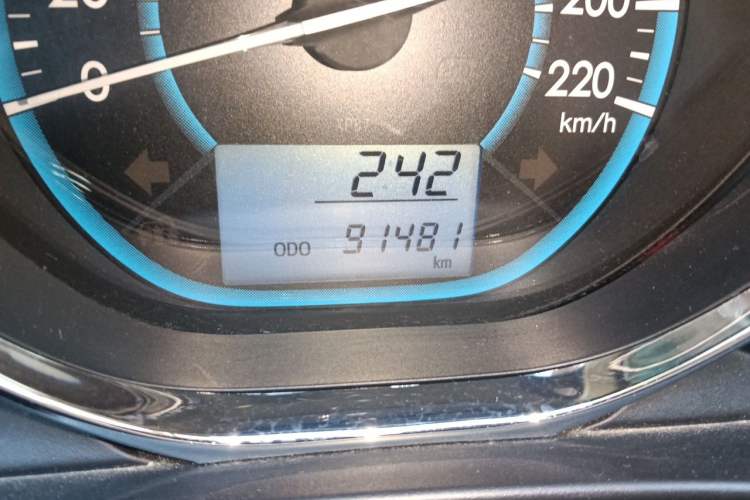 Used Toyota Vios 2014 1.3L Manual Xiang Edition Odometer Close Up