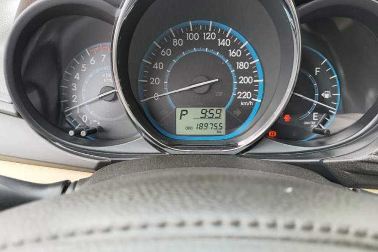 Used Toyota Vios 2014 1.5L Automatic ZhiZhen Edition Odometer Close Up