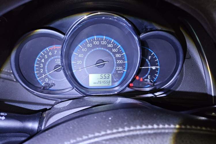 Used Toyota Vios 2014 1.5L Manual ZhiZhen Edition Odometer Close Up