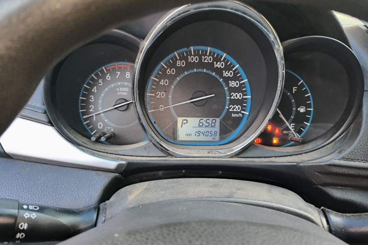 Used Toyota Vios 2014 1.5L Automatic ZhiShang Edition Odometer Close Up