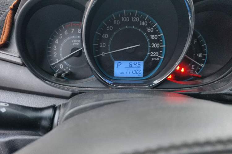 Used Toyota Vios 2014 1.5L Automatic ZhiZhen Edition Odometer Close Up