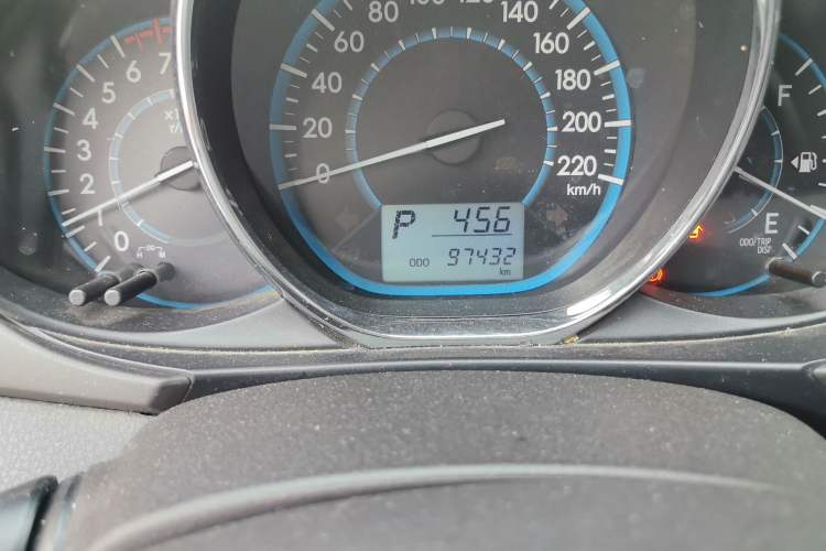 Used Toyota Vios 2014 1.5L Automatic ZhiZhen Edition Odometer Close Up