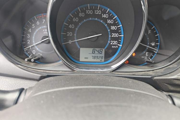 Used Toyota Vios 2014 1.3L Manual Xiang Edition Odometer Close Up