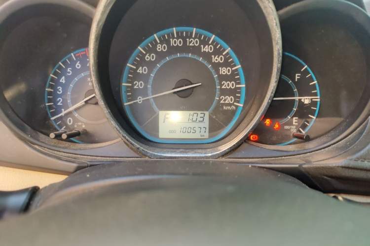 Used Toyota Vios 2014 1.5L Automatic ZhiZhen Edition Odometer Close Up