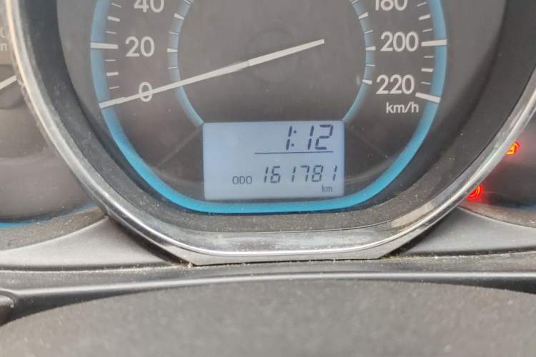 Used Toyota Vios 2014 1.5L Manual ZhiZhen Edition Odometer Close Up