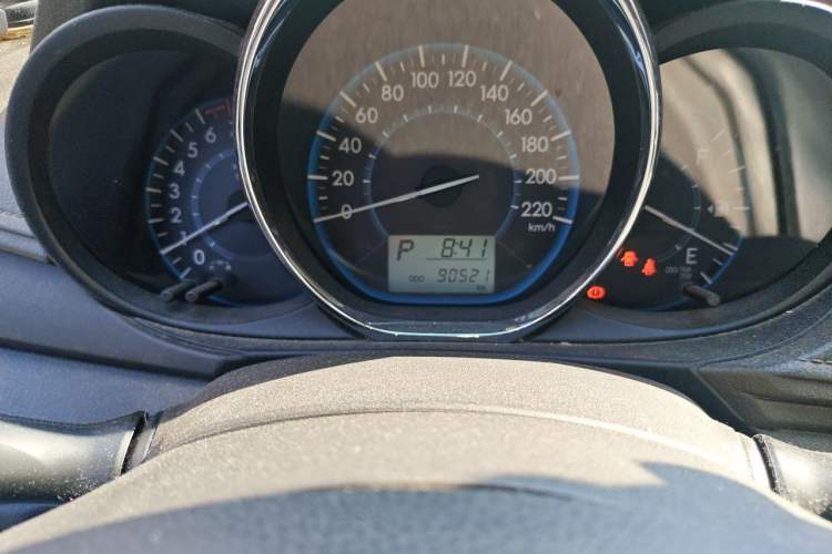 Used Toyota Vios 2014 1.5L Automatic ZhiZhen Edition Odometer Close Up