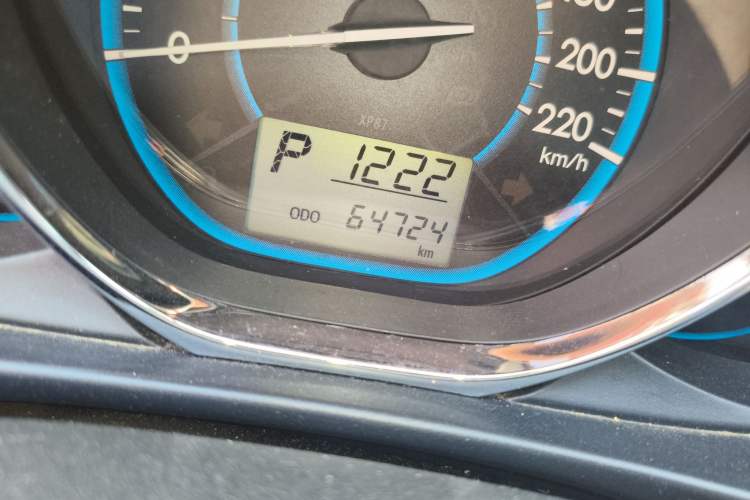 Used Toyota Vios 2014 1.5L Automatic ZhiZhen Edition Odometer Close Up