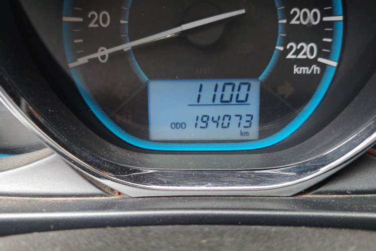 Used Toyota Vios 2014 1.3L Manual Xiang Edition Odometer Close Up