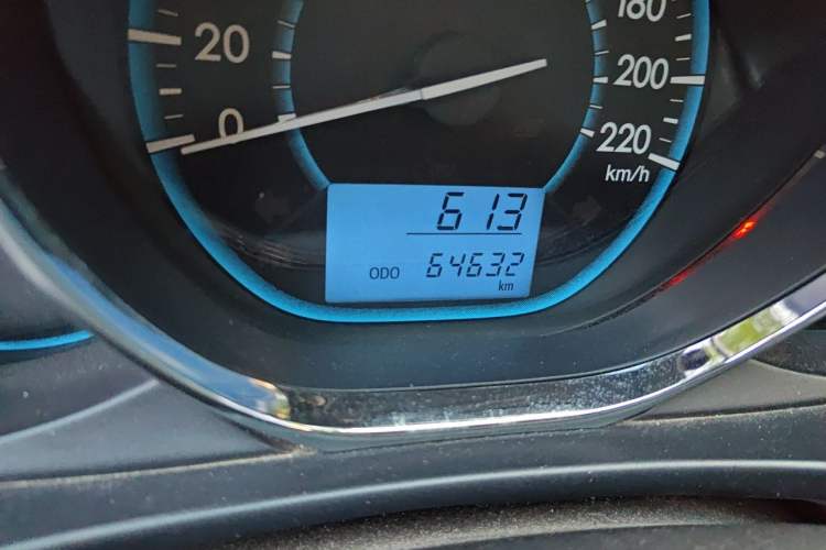 Used Toyota Vios 2014 1.3L Manual Xiang Edition Odometer Close Up