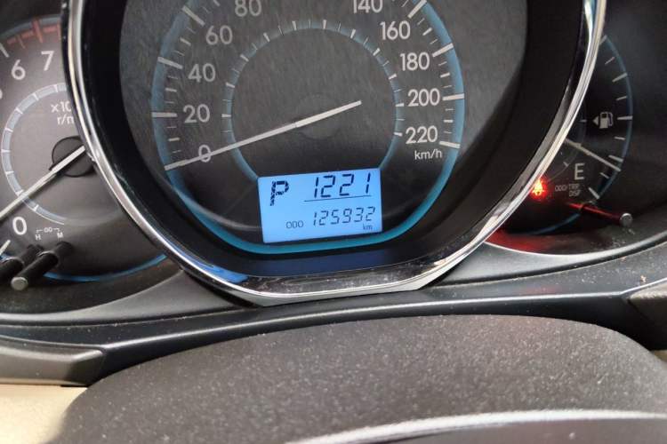 Used Toyota Vios 2014 1.5L Automatic ZhiZhen Edition Odometer Close Up