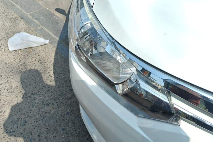 Used Toyota Vios 2014 1.5L Manual ZhiZhen Edition Right Front Headlight