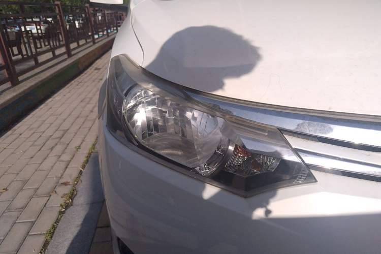 Used Toyota Vios 2014 1.5L Manual ZhiZhen Edition Right Front Headlight