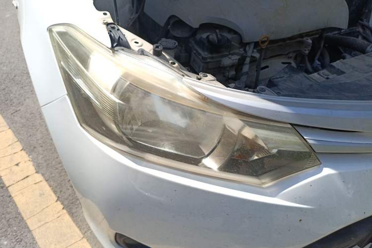 Used Toyota Vios 2014 1.3L Manual Xiang Edition Right Front Headlight