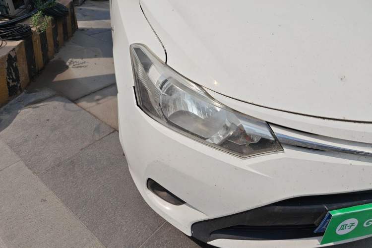 Used Toyota Vios 2014 1.3L Manual Value Edition Right Front Headlight