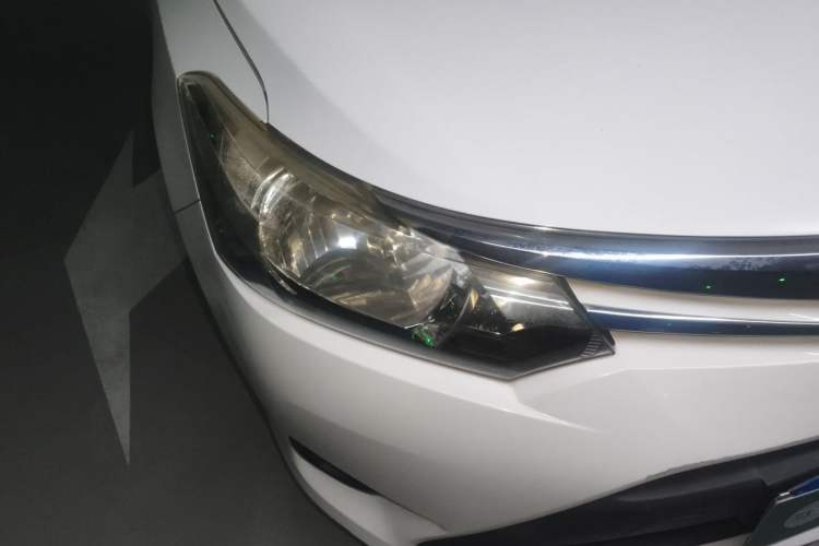 Used Toyota Vios 2014 1.5L Manual ZhiZhen Edition Right Front Headlight