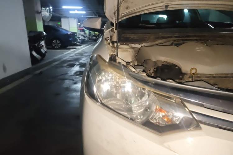 Used Toyota Vios 2014 1.5L Manual ZhiZhen Edition Right Front Headlight