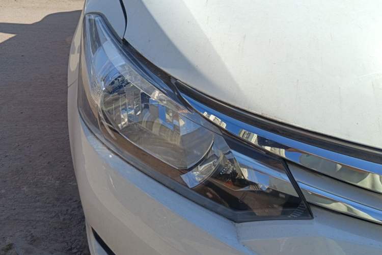 Used Toyota Vios 2014 1.5L Automatic ZhiZhen Edition Right Front Headlight