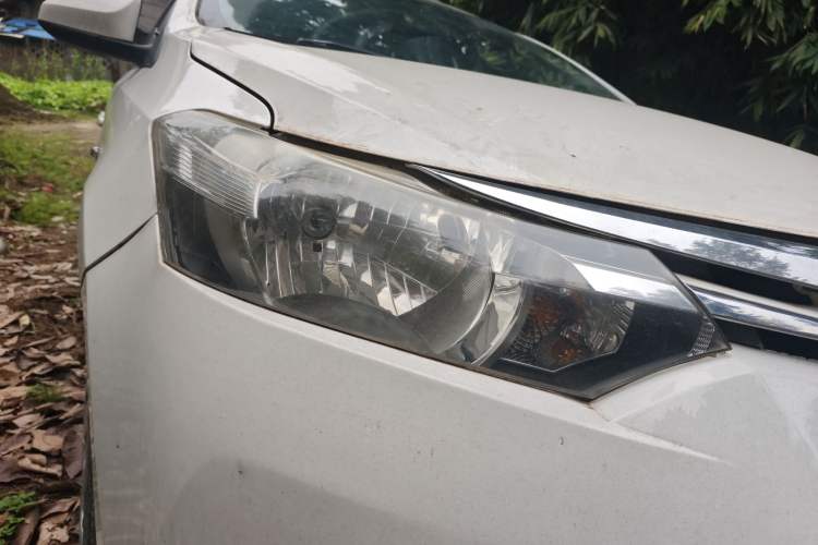 Used Toyota Vios 2014 1.5L Manual ZhiZhen Edition Right Front Headlight