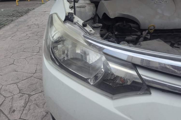 Used Toyota Vios 2014 1.5L Manual ZhiZhen Edition Right Front Headlight