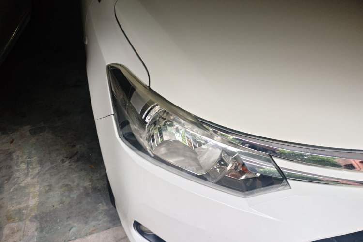 Used Toyota Vios 2014 1.5L Automatic ZhiShang Edition Right Front Headlight