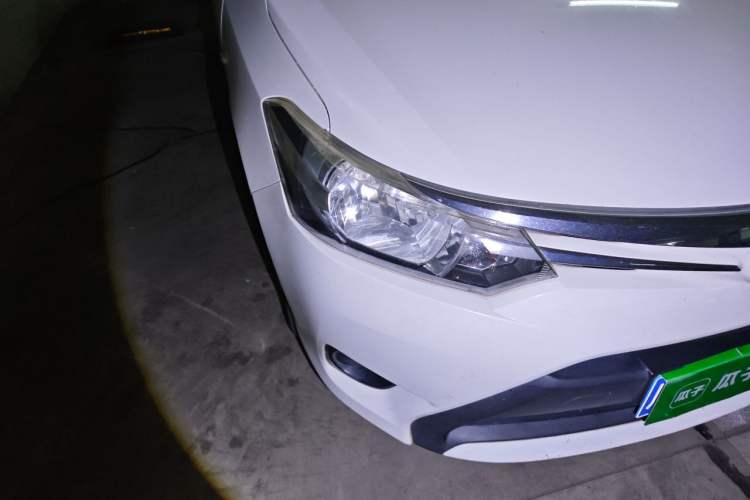 Used Toyota Vios 2014 1.5L Manual ZhiZhen Edition Right Front Headlight