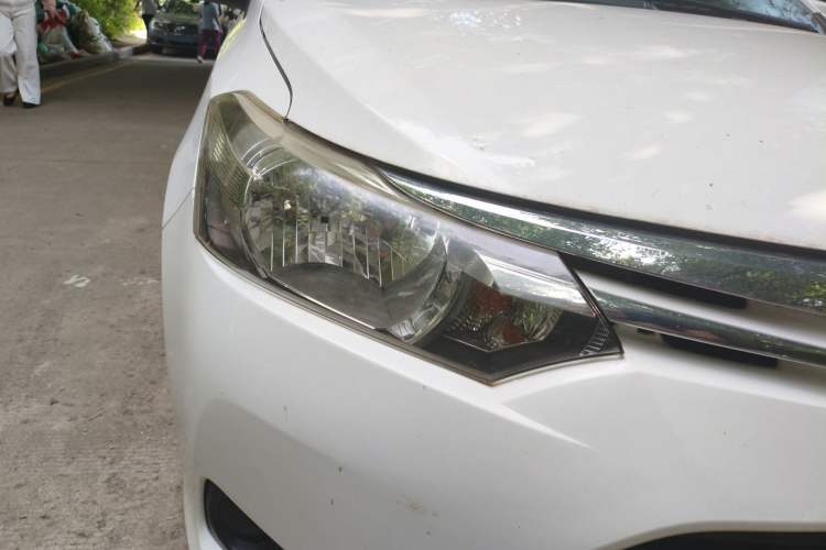 Used Toyota Vios 2014 1.5L Automatic ZhiZhen Edition Right Front Headlight