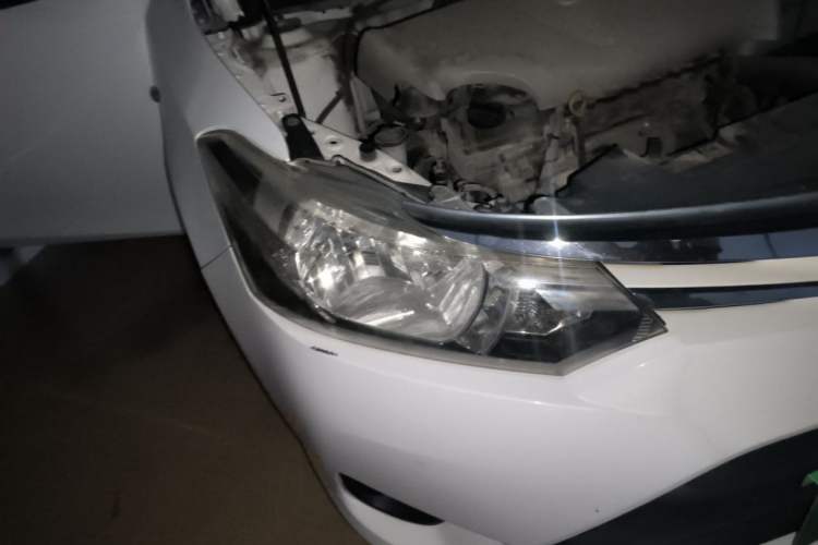 Used Toyota Vios 2014 1.5L Manual ZhiZhen Edition Right Front Headlight