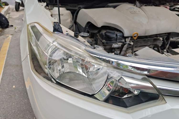 Used Toyota Vios 2014 1.5L Automatic ZhiZhen Edition Right Front Headlight