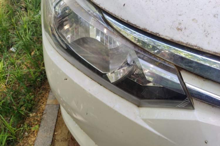 Used Toyota Vios 2014 1.5L Automatic ZhiZhen Edition Right Front Headlight