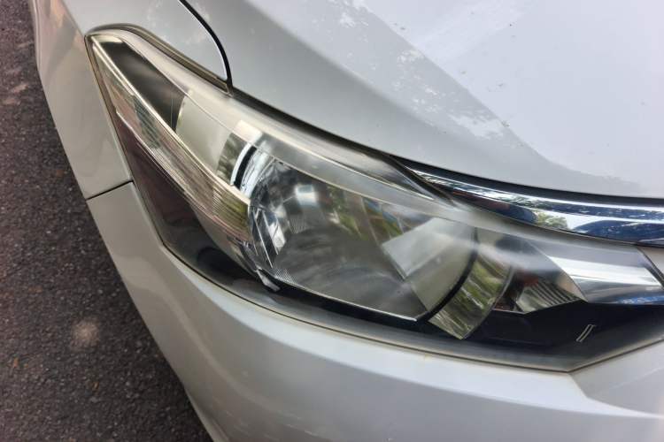 Used Toyota Vios 2014 1.5L Automatic ZhiZhen Edition Right Front Headlight