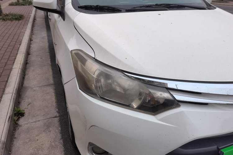 Used Toyota Vios 2014 1.5L Automatic ZhiShang Edition Right Front Headlight
