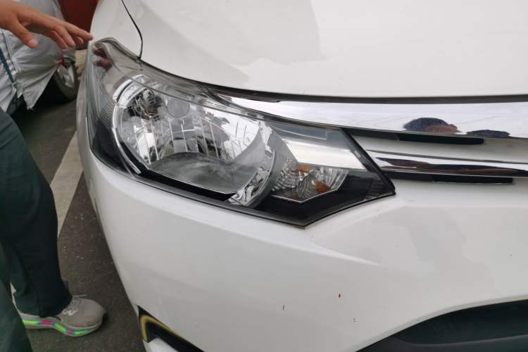 Used Toyota Vios 2014 1.5L Automatic ZhiZhen Edition Right Front Headlight