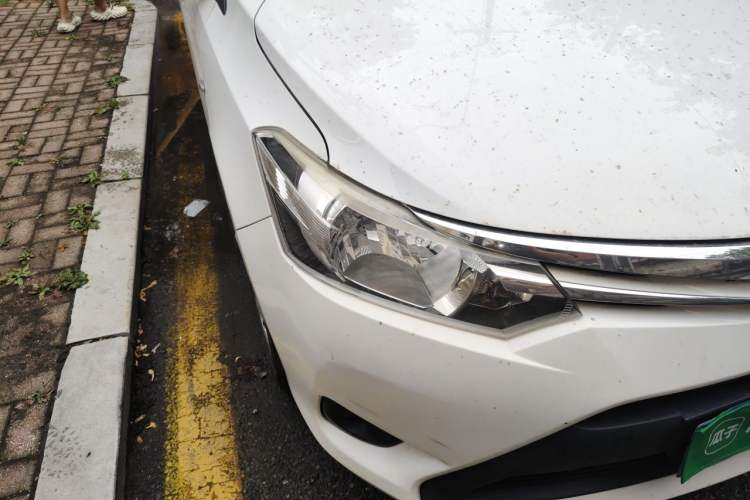 Used Toyota Vios 2014 1.5L Automatic ZhiZhen Edition Right Front Headlight